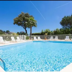 De Luxe Sun Paradis, Terrasse, Vue Piscine Cannes